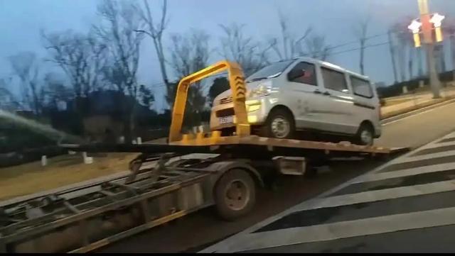 日喀則仁布道路救援服務(wù) 專業(yè)拖車、脫困、搭電、補(bǔ)胎換胎，守護(hù)您的每一次出行